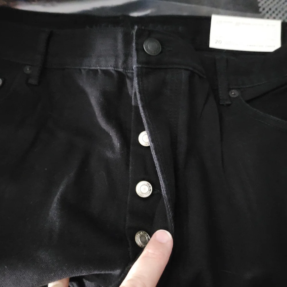 AMERICAN EAGLE | black high rise button fly jeans - size 20 short - Picture 6 of 10